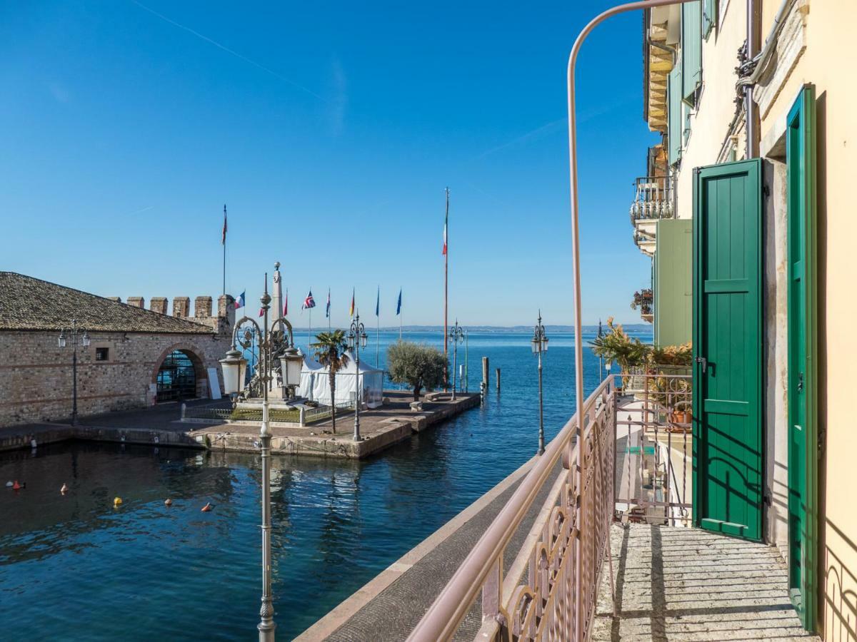 Porto Vecchio Appartamenti Lazise Exterior photo